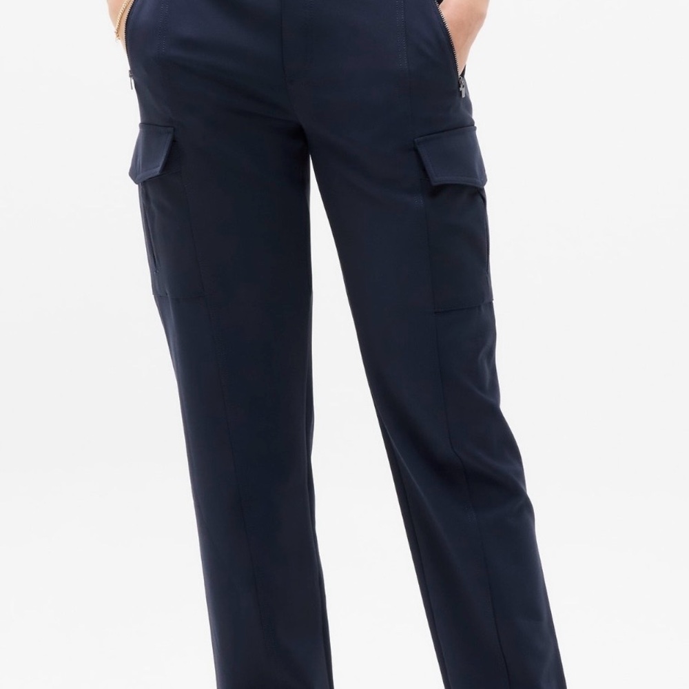 Athleta Endless High Rise Cargo Pant 10 Reg. - Picture 3 of 8